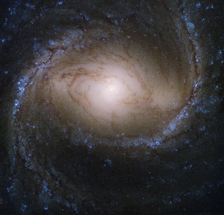 M091 - Spirální galaxie s příčkou v souhvězdí Vlasů Bereniky