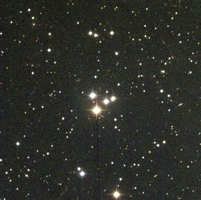 M073 - Uskupení čtyř slabých hvězd 